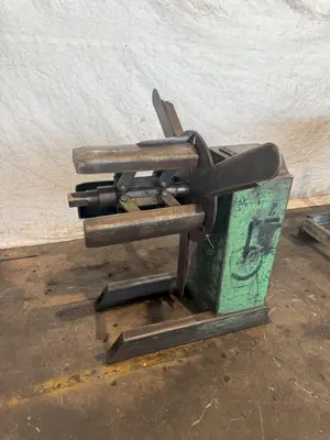 1,000 LB X 12" AMERICAN MODEL #60 PULL OFF COIL REEL UNCOILER : YOBRO #23925