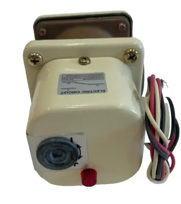 NEW SMC IFW510-03-01 FLOW SWITCH IFW5100301