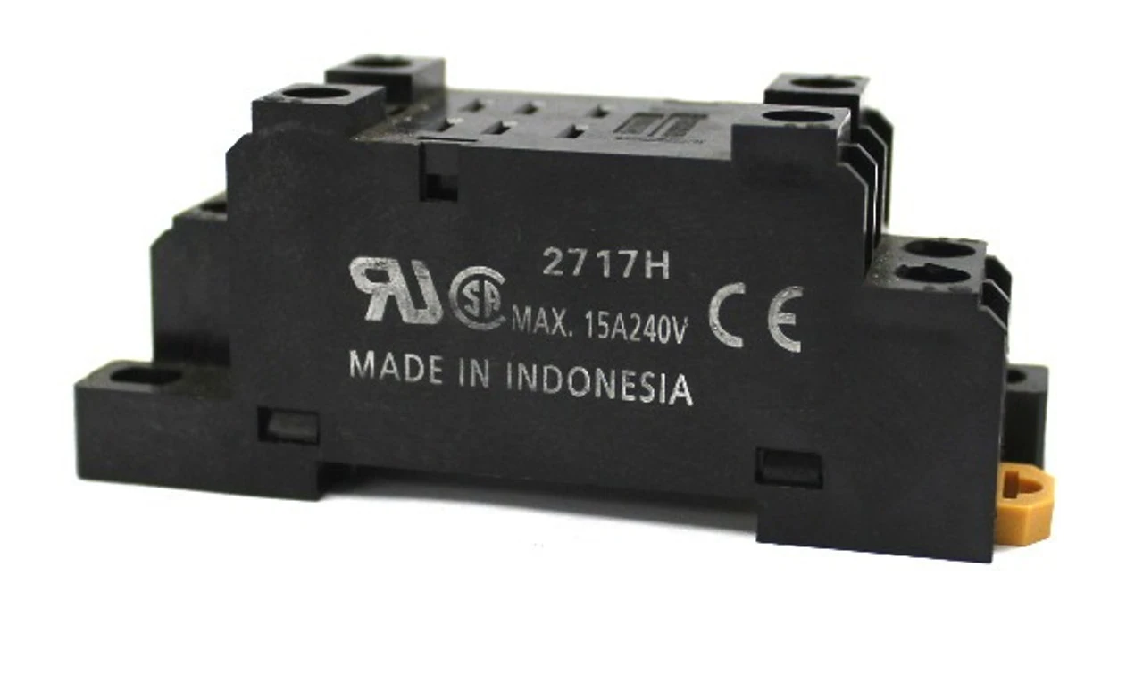USED OMRON PTF08A-E