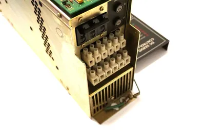 ALLEN BRADLEY 1388-BAV40 DC SERVO CONTROLLER 40AMP 3PH 3KW 150VDC 1388BAV40