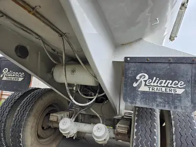USED 1985 RELIANCE 28FT