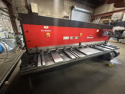 USED 2003 AMADA M3060