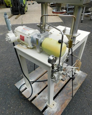 USED ROSS DISCHARGE PRESS DS-1/2