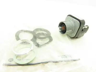 Allen Bradley 800T-P16 Pilot Light 30mm Pushbutton No Lens with 120V Transformer