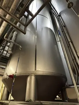 USED MUELLER 16,600 GALLON