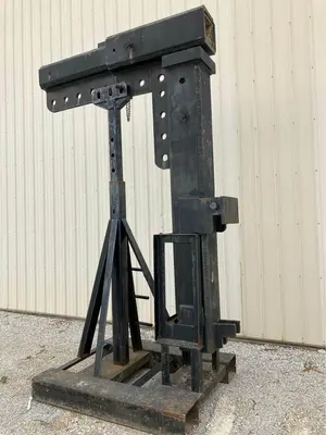 30,000 LBS FORKLIFT LIFTING BOOM WITH STAND: STOCK #19180