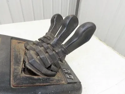 Hyster E30Z Forklift Sideshift 3 Lever Controls And Model Label