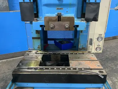Used 1992 AMADA TP45 Gap Frame (OBS) Presses Ohio US | HGR 24 #1333824