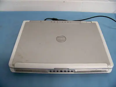 Dell Inspiron 9300 Laptop PP14L - as shown in pictures