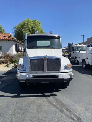 New | in-Stock 2025 KENWORTH T480 Water Trucks California US | Commerce Truck Equipment Sales #1548768