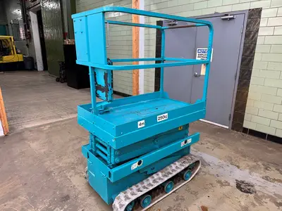 Used 2012 USED AIRMAN ENCL040 Scissor Lifters Minnesota US | Birnstengel Equipment #1554084