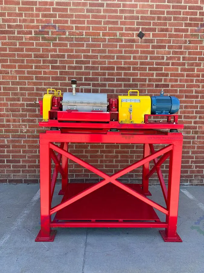 Used KUBCO OIL DECANTER CENTRIFUGE K-618 10 HP MAIN DRIVE 5 HP BACK DRIVE 54X62X51 Centrifuges California US | Equipment Lab #1269575