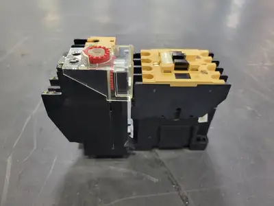 USED ALLEN-BRADLEY 100-A12ND3