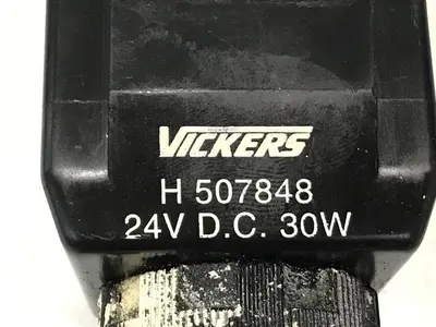 USED VICKERS DG4V-3-2AL-M-U-HL7-60