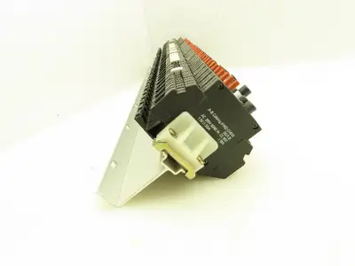 Allen Bradley 1492-GH015 Din Rail 1.5A Circuit Breaker Ser B 250V Lot of 35