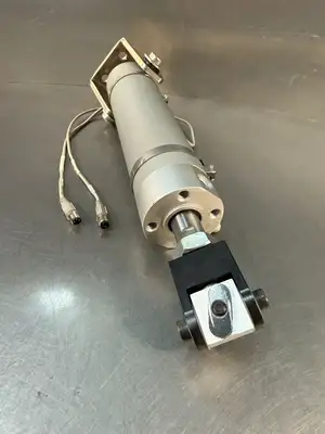 Used SMC CDG1BN50-150Z Cylinders | Palmetto Automation #1154413