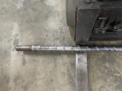 3.5" Welex 24:1 Extruder Model 350 RHNV,75Hp