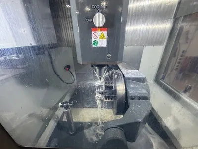 2023 HAAS UMC-750 Vertical Machining Centers | Machinery Network (3)