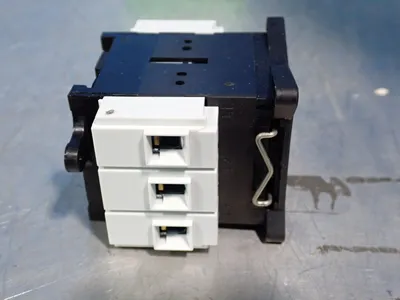 Used SCHNEIDER ELECTRIC VBF02 Disconnects Ohio US | HGR 24 #1006442