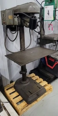 17" DELTA DRILL PRESS