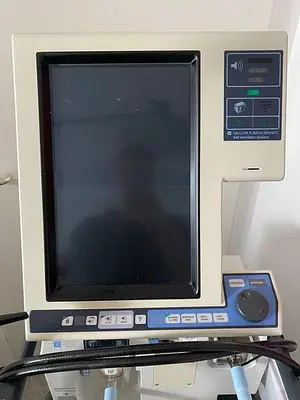USED PURITAN BENNET 840 DUAL SCREEN