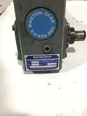 Boston Gear F721-40-B5-G Gear Speed Reducer 40:1 Ratio With Baldor Motor