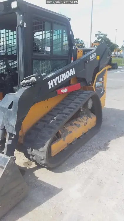 Used 2024 HYUNDAI HT100V Compact Track Loaders Florida US | National Equipment Dealers #1422542