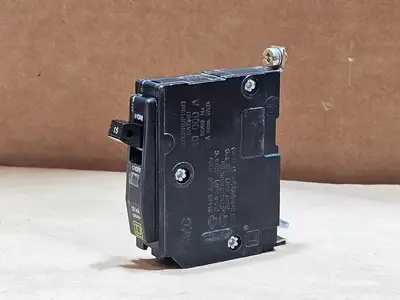 Used SQUARE D QOB115 Switchgears British Columbia CA | Lenmark #1438695