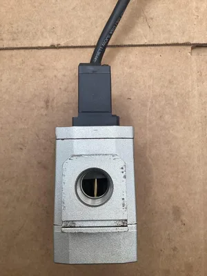 SMC AV4000 Soft Start-Up Compressed Air Solenoid Valve