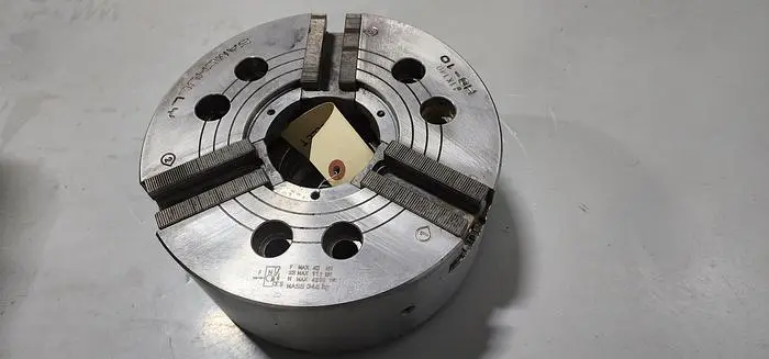10 INCH SAMCHULLY HYDRAULIC CHUCK