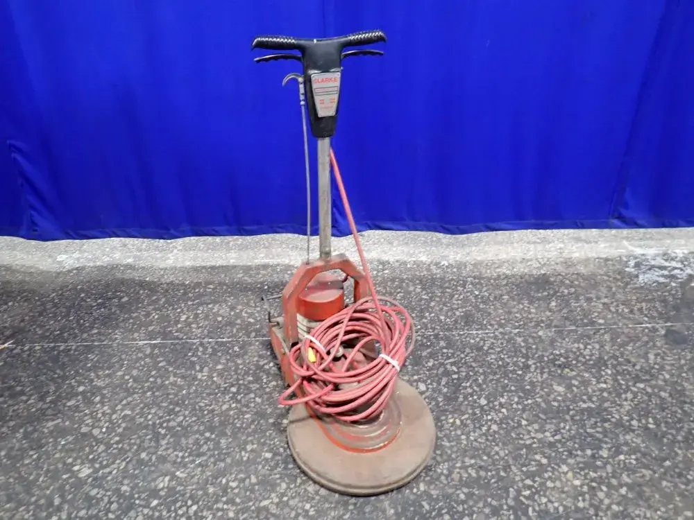 USED CLARKE 1000
