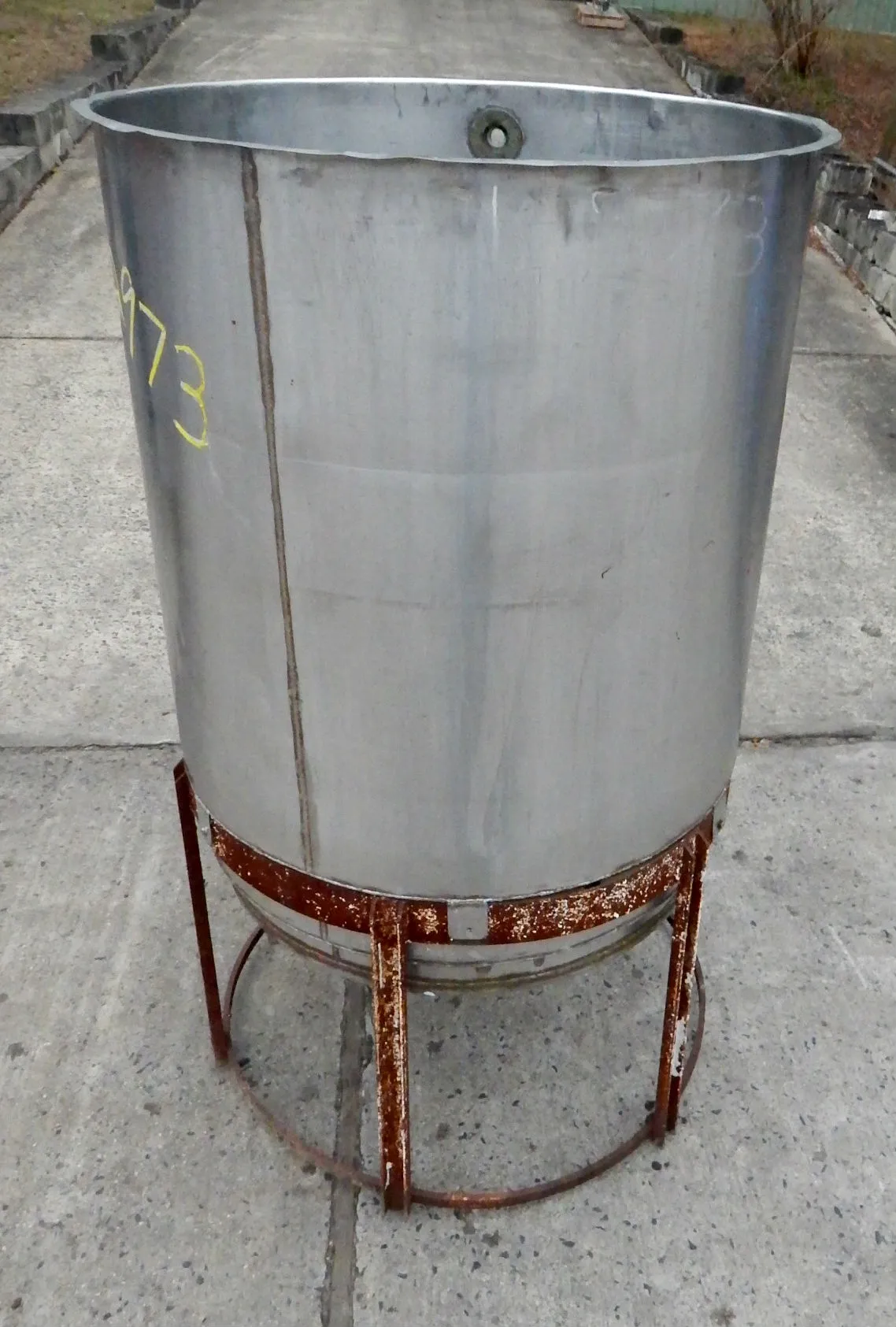 USED 250 GALLON PERCOLATION  TANK PERCOLATION  TANK