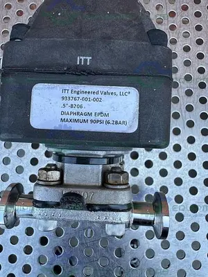 USED ITT PURE FLO .5-316L-RA20MAX-CWP150 DIAPHRAGM VALVE W/ 1/2" SANITARY FITTING