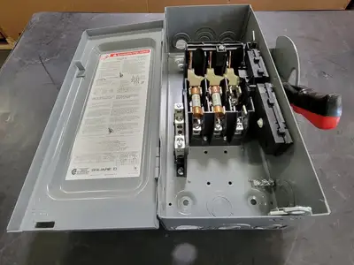 Used SQUARE D CH321N Switchgears British Columbia CA | Lenmark #240930
