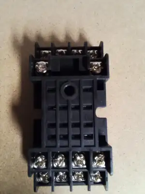 Used Young Sockets NDSQ-14 Misc Electrical & Power Parts US | Infinity wholesale & Supply LLC #1305693