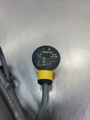 BANNER ENGINEERING T18SN6FF25Q 10-30VDC Proximity Sensor. 3E-26