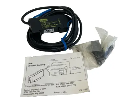 NEW BANNER ENGINEERING D12E2P6FV FIBER OPTIC OPTICAL SENSOR