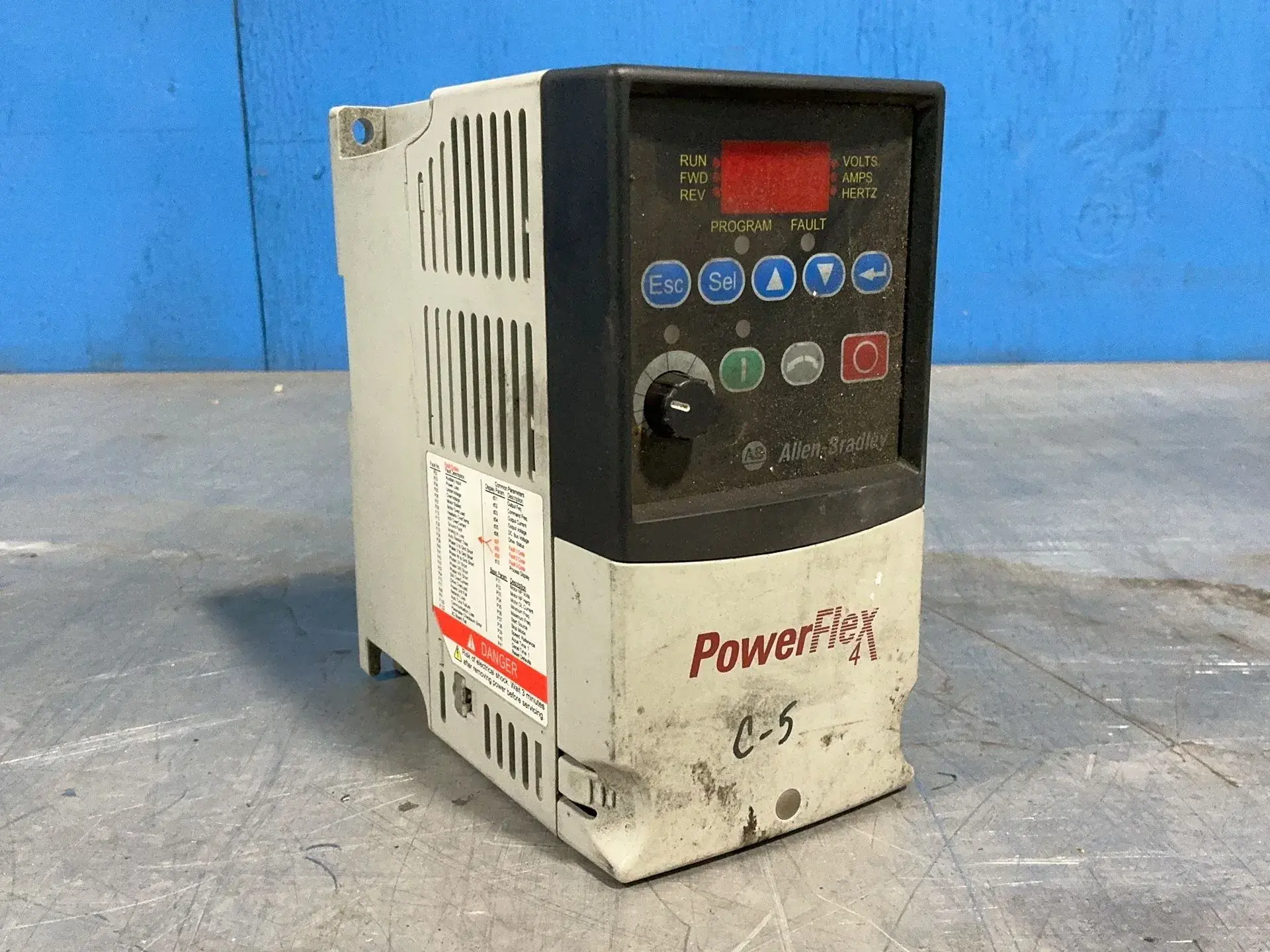 Used 2008 ALLENBRADLEY 22AD1P4N104 Variable Speed Drives Ohio US | HGR 24 #1324418