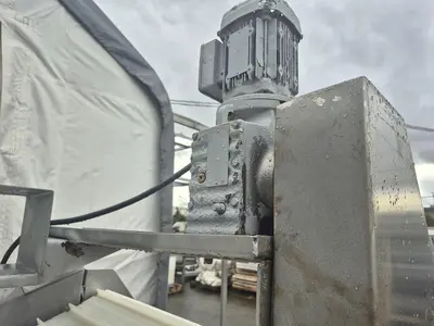 Incline Conveyor with Dip Tank