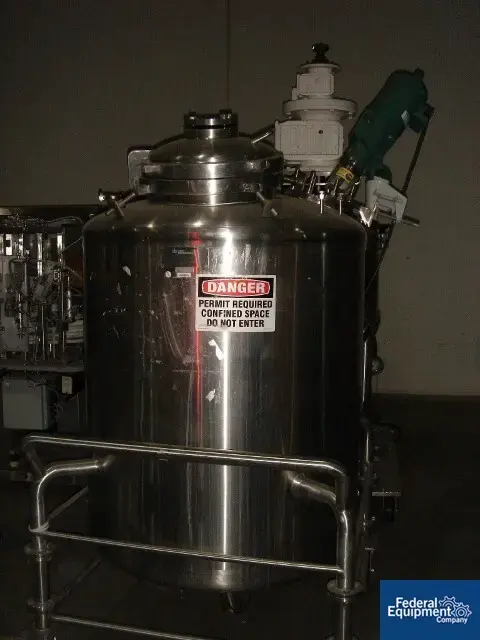 Used Cherry-Burrell 250 Gal Cherry-Burrell Receiver, S/S, 100# Stainless Steel Tanks New York US | Federal Equipment Company #125749