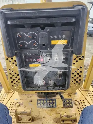 USED 2006 CATERPILLAR D6N XL
