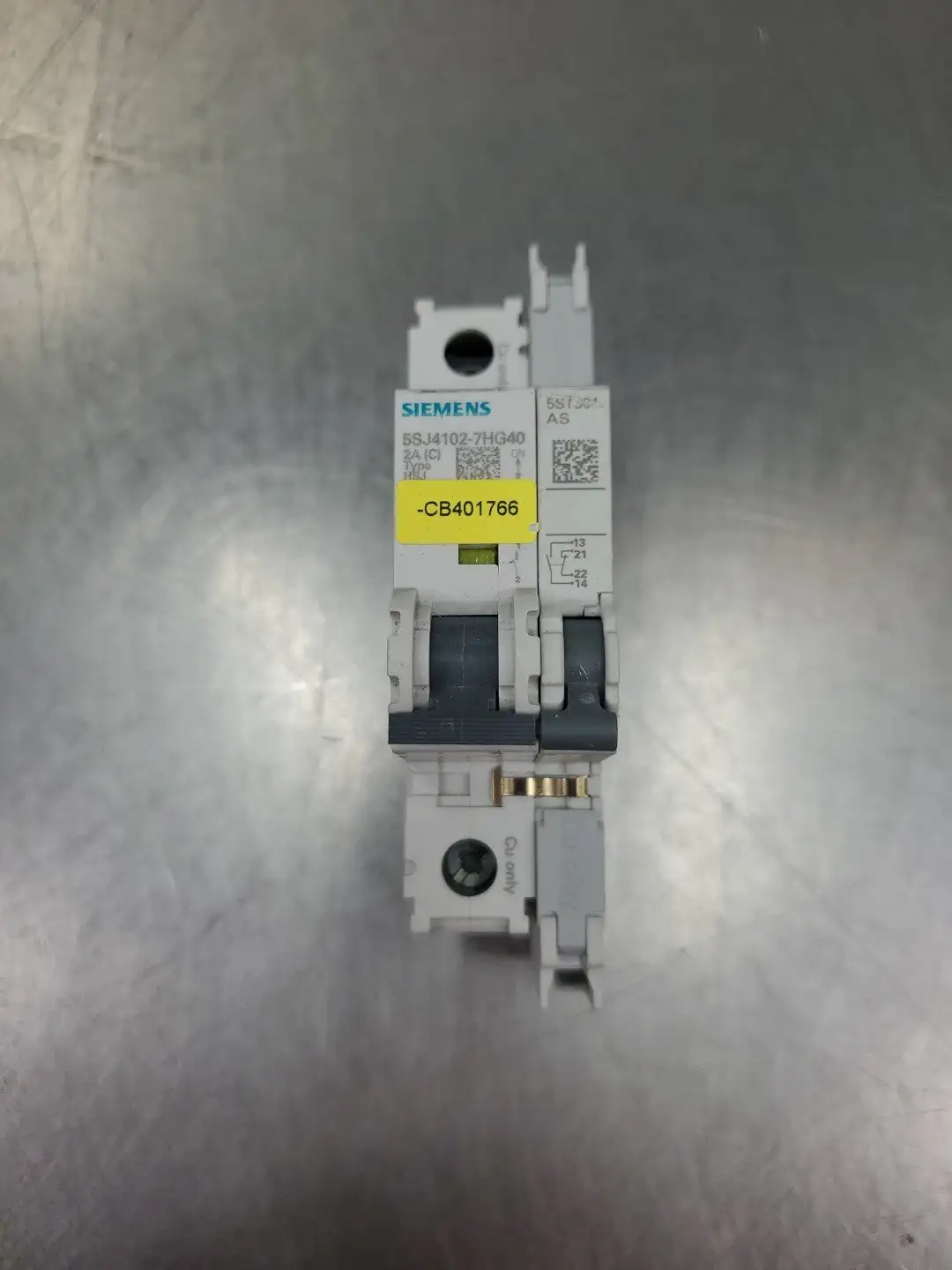 USED Siemens 5SJ4102-7HG40 Circuit Breaker w/5ST301 AS Auxiliary Switch