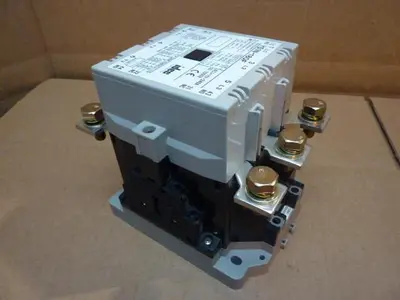 USED IDEC YS1N-180F