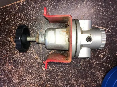 Used YIHUA YIHUA PNEUMATIC AIR REGULATOR FOR BOP ACCUMULATOR CONTROL Parts (Hydraulics and Pneumatics) Pennsylvania US | East West Machinery & Drilling #1415577