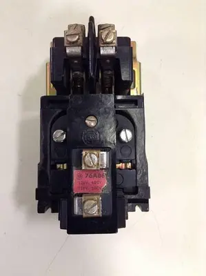 USED ALLEN BRADLEY 700-BR200