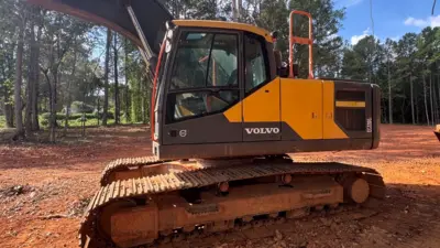 USED 2019 Volvo EC220EL