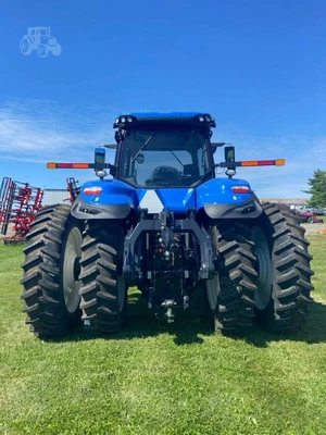 New | in-Stock 2025 NEW HOLLAND T8.385 Agricultural Tractors Maine US | Beauregard Equipment #1511355