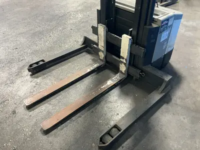 Used CROWN UL583E Stackers Ohio US | HGR 24 #1469588
