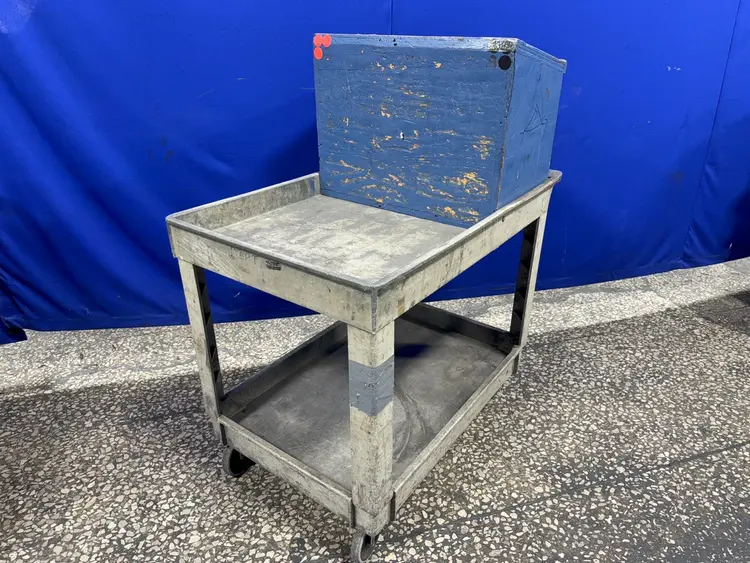 Used RUBBERMAID _UNKNOWN_ Miscellaneous MRO Ohio US | HGR 24 #1244677