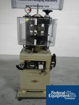 USED Manesty Manesty Betapress, 16 Station